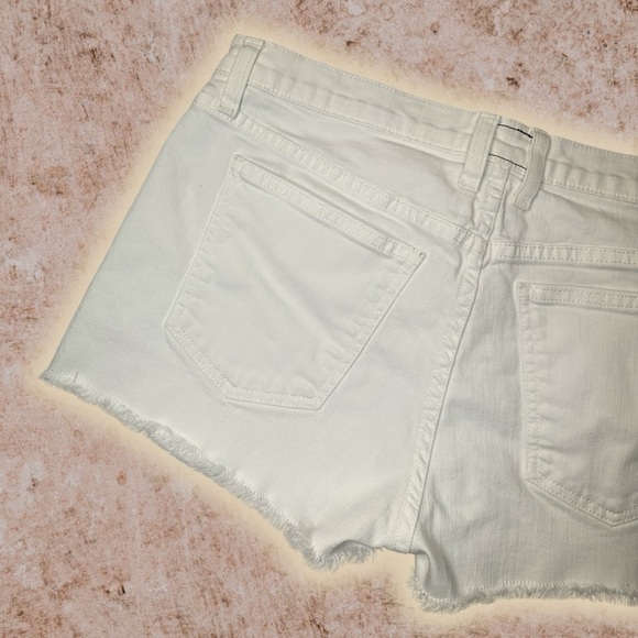 Current/Elliott Women's White Denim ‘Boyfriend’ Shorts in “Sugar” Size 27 - Picture 11 of 11